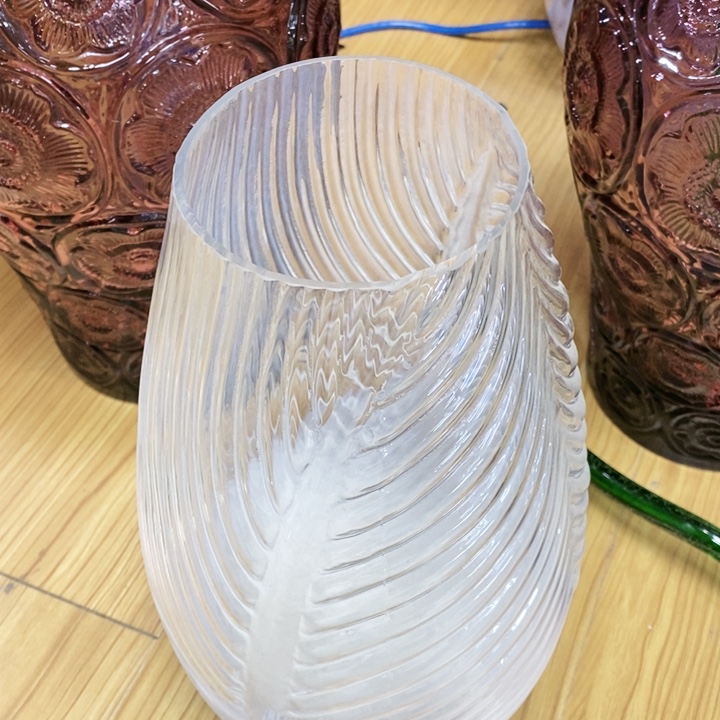 花瓶高32厘米口径9厘米