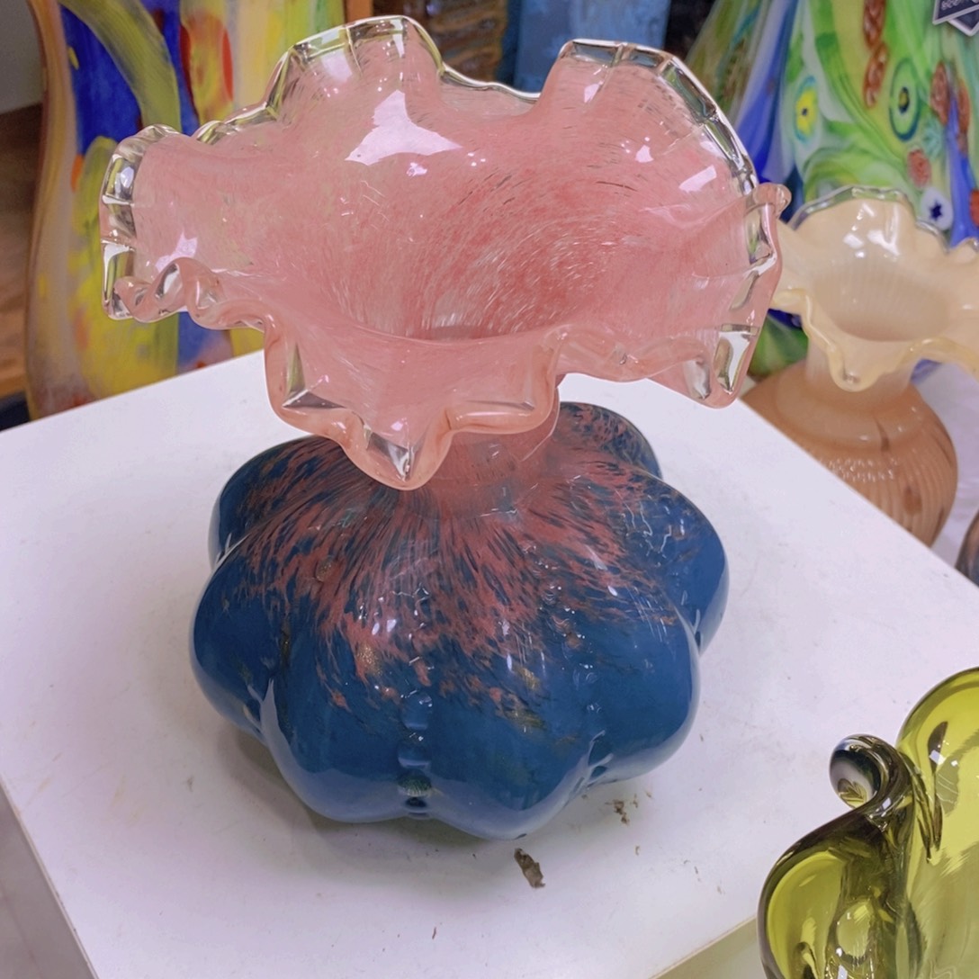 花瓶高18厘米口3厘米