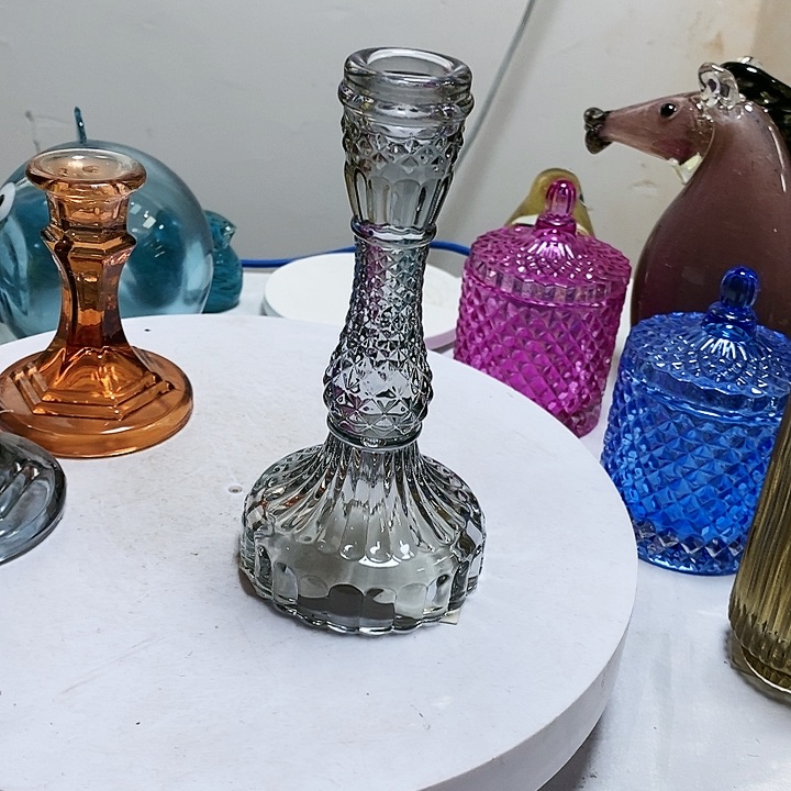 花瓶高17厘米口径2厘米