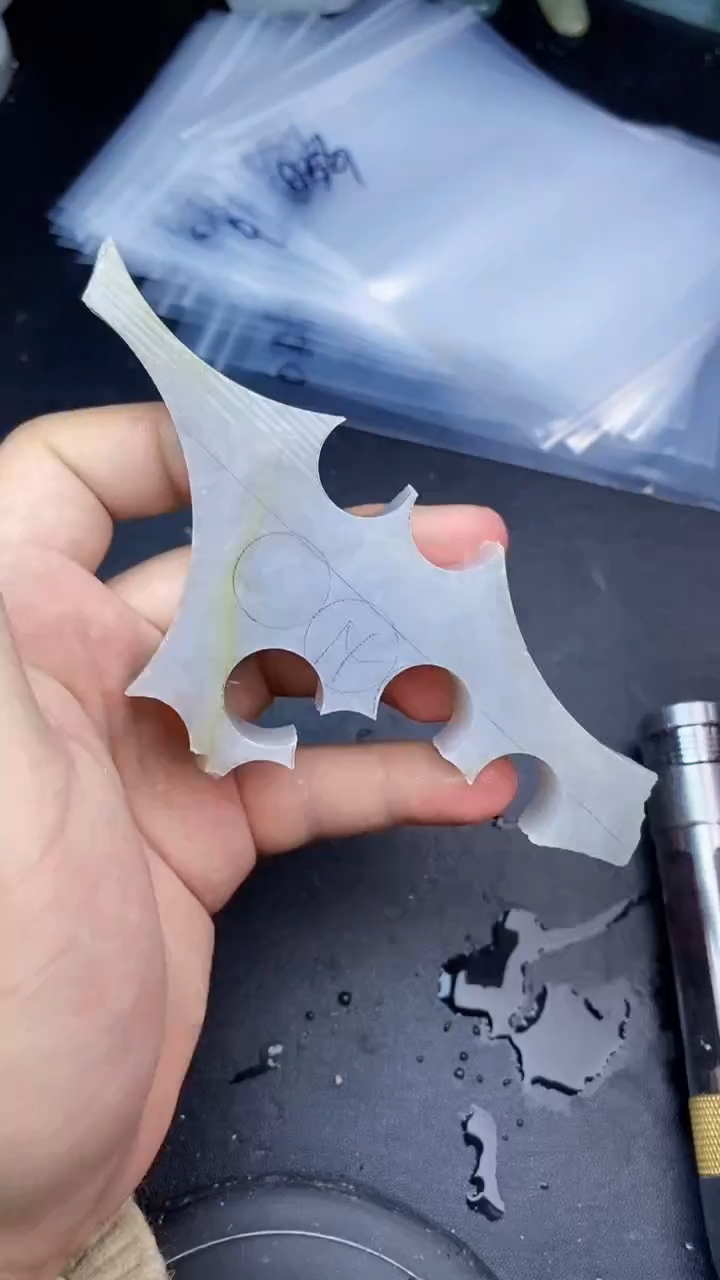 【闪购商品】翡翠挂件未镶嵌056