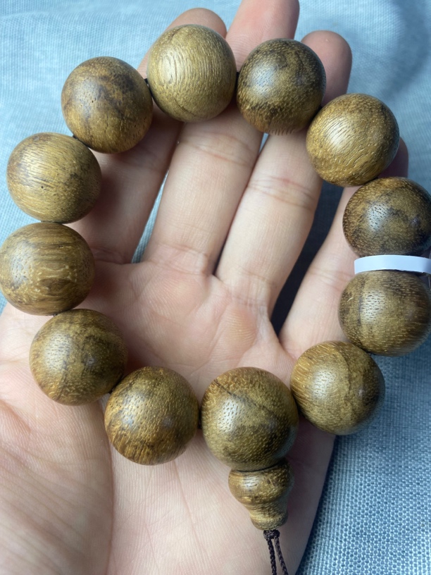 海南沉香天然野：树心油留疤手串19.5mm22.6克精美手持念珠