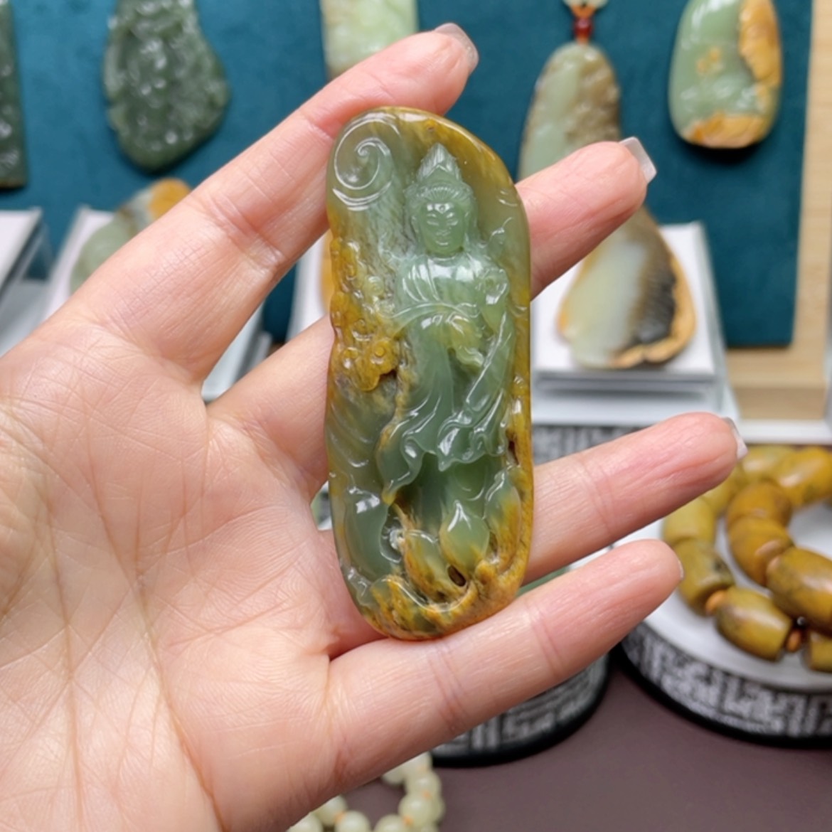 【闪购商品】岫岩河磨玉（透闪石质玉）颈饰未镶嵌?****?