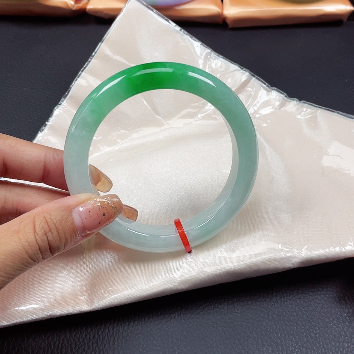 【闪购商品】翡翠手镯未镶嵌XX