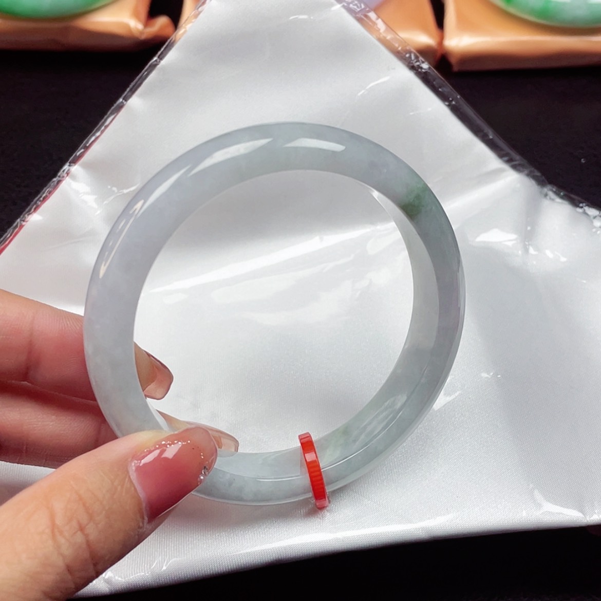 【闪购商品】翡翠手镯未镶嵌XX