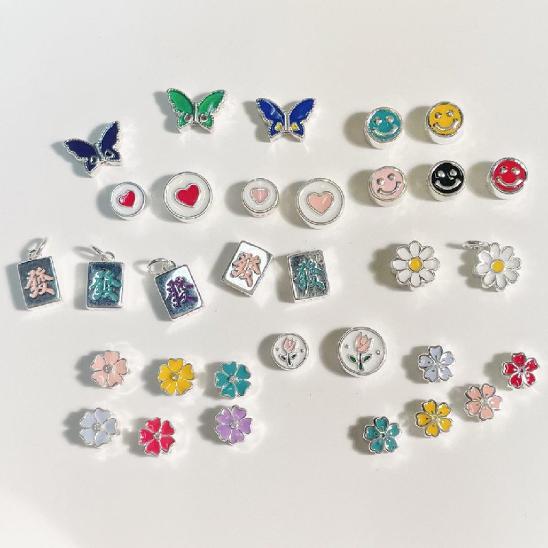 925银银制品 彩色横穿四叶草爱心樱花珠蝴蝶发字貔貅小配件