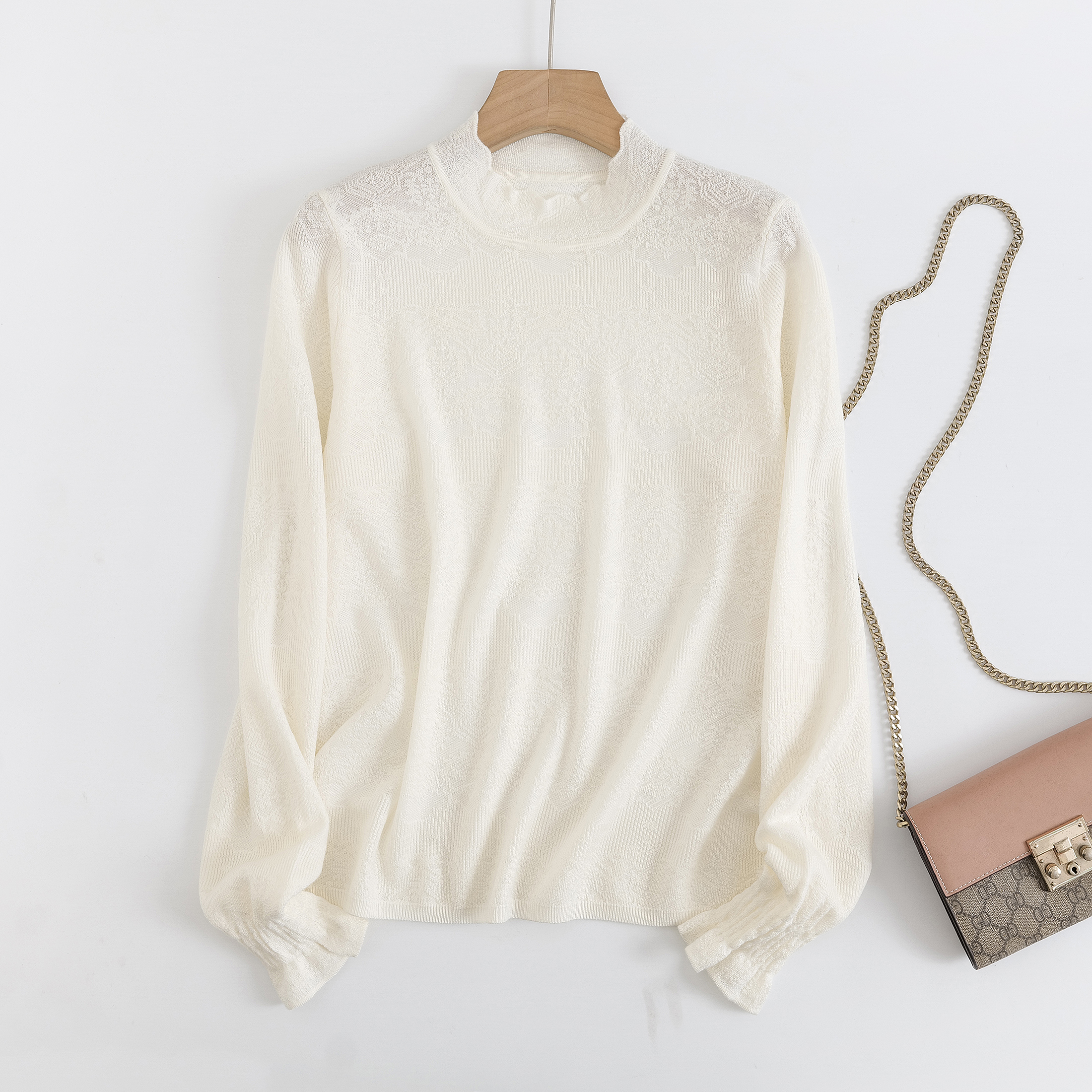 冬季新款保暖抗寒木耳边立领蕾丝钩花打底衫洋气减龄针织衫上衣女