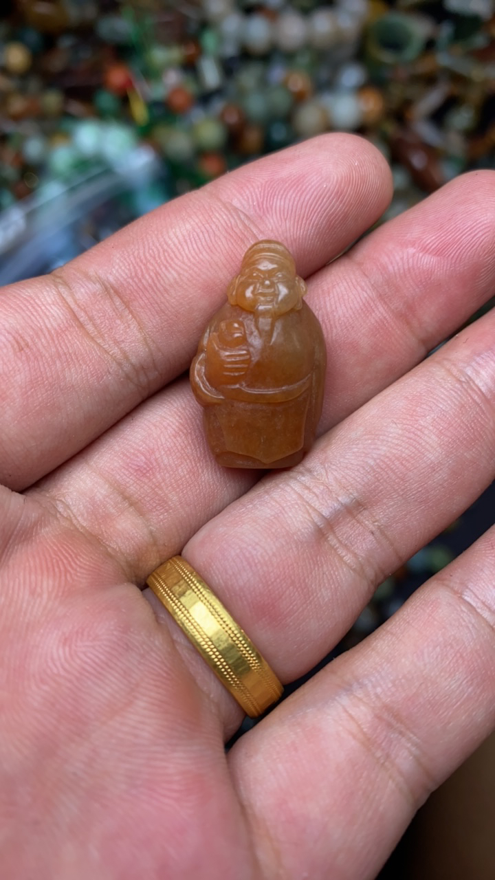 腾冲老料翡翠财神