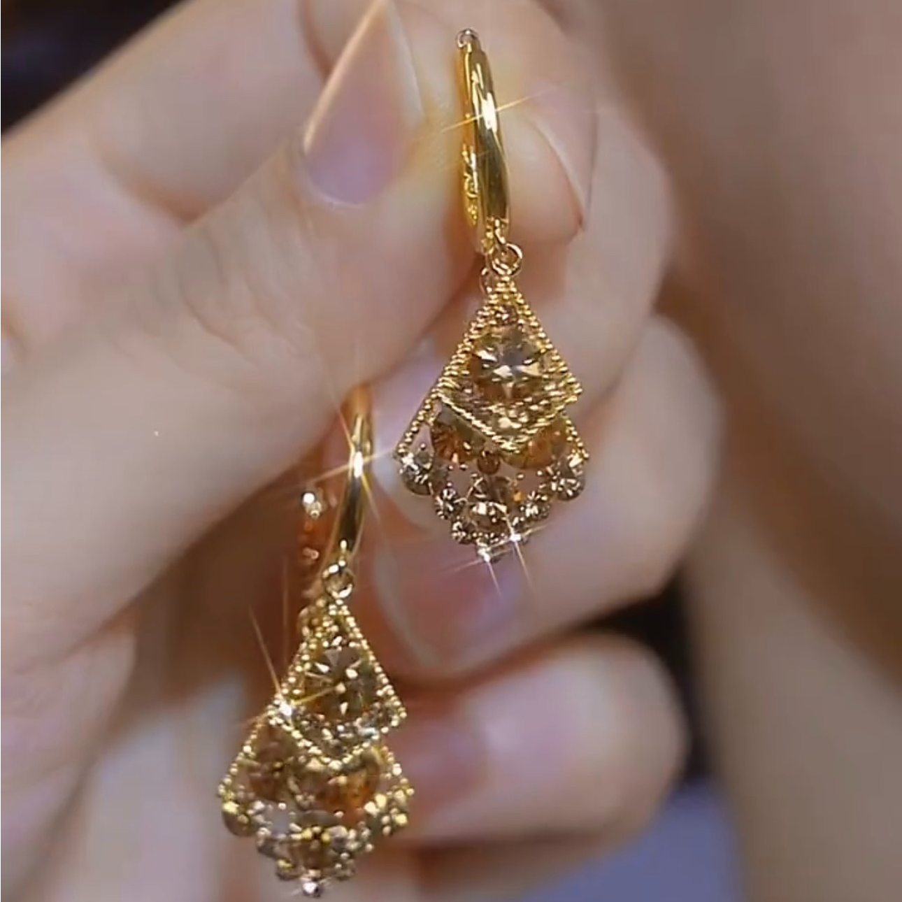 锌合金耳饰 高级感气质时尚轻奢显脸瘦爆款耳饰F-376