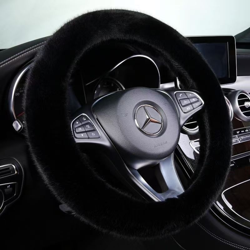 冬季毛绒方向盘套加宽加厚保暖防滑不掉毛网红新款汽车通用型把套