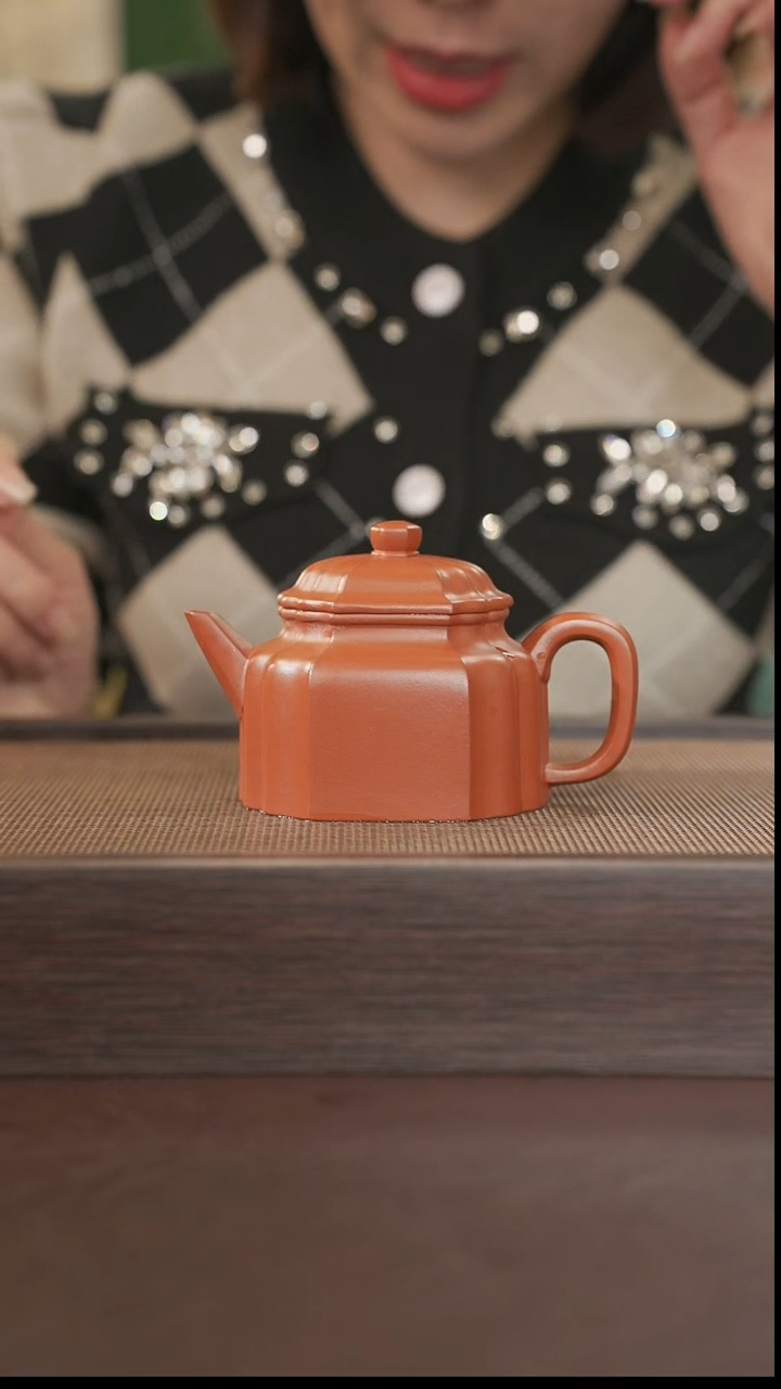 【闪购商品】紫砂茶壶筋纹德钟
