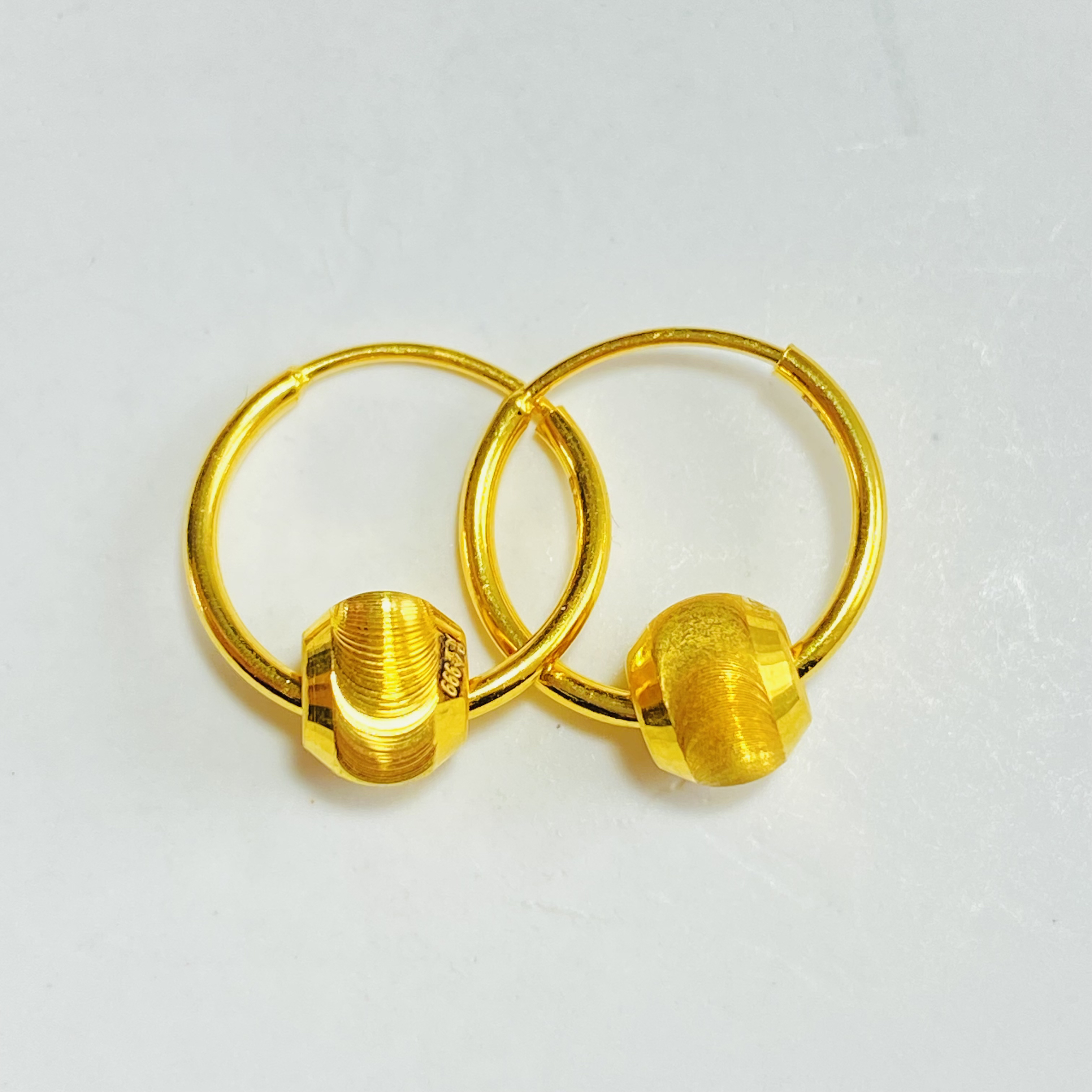 足金999 黄金爆闪猫眼耳圈一对 1.07