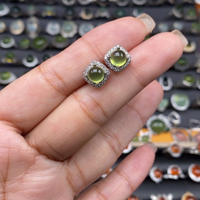 【闪购商品】岫玉耳钉银S925镶嵌左*熊
