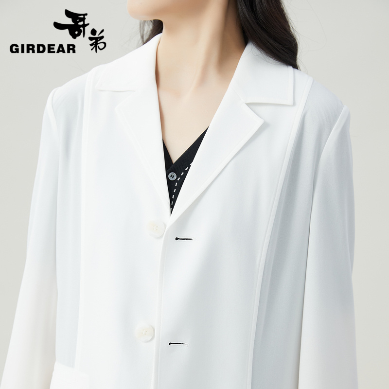 GIRDEAR/哥弟时尚女士气质宽松简约翻领单排扣西装外套1400676