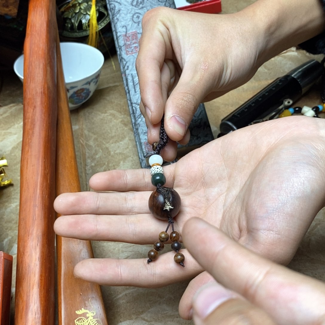 滴血莲花菩提吊坠