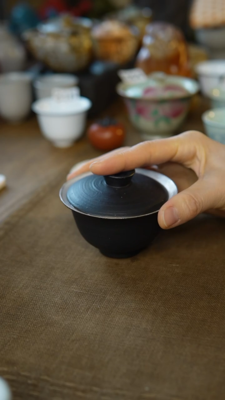 【闪购商品】陶瓷其他手工黑色粉引盖碗Y