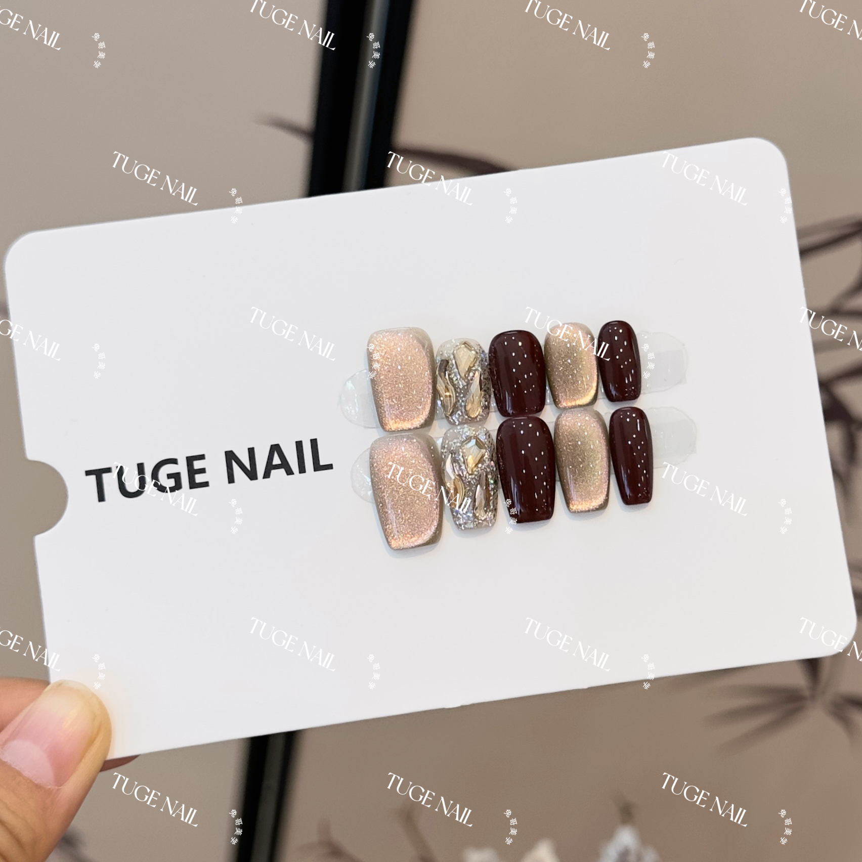 TugeNail “浪漫马黛” 秋冬渐变猫眼美甲气质简约穿戴甲扬扬专属