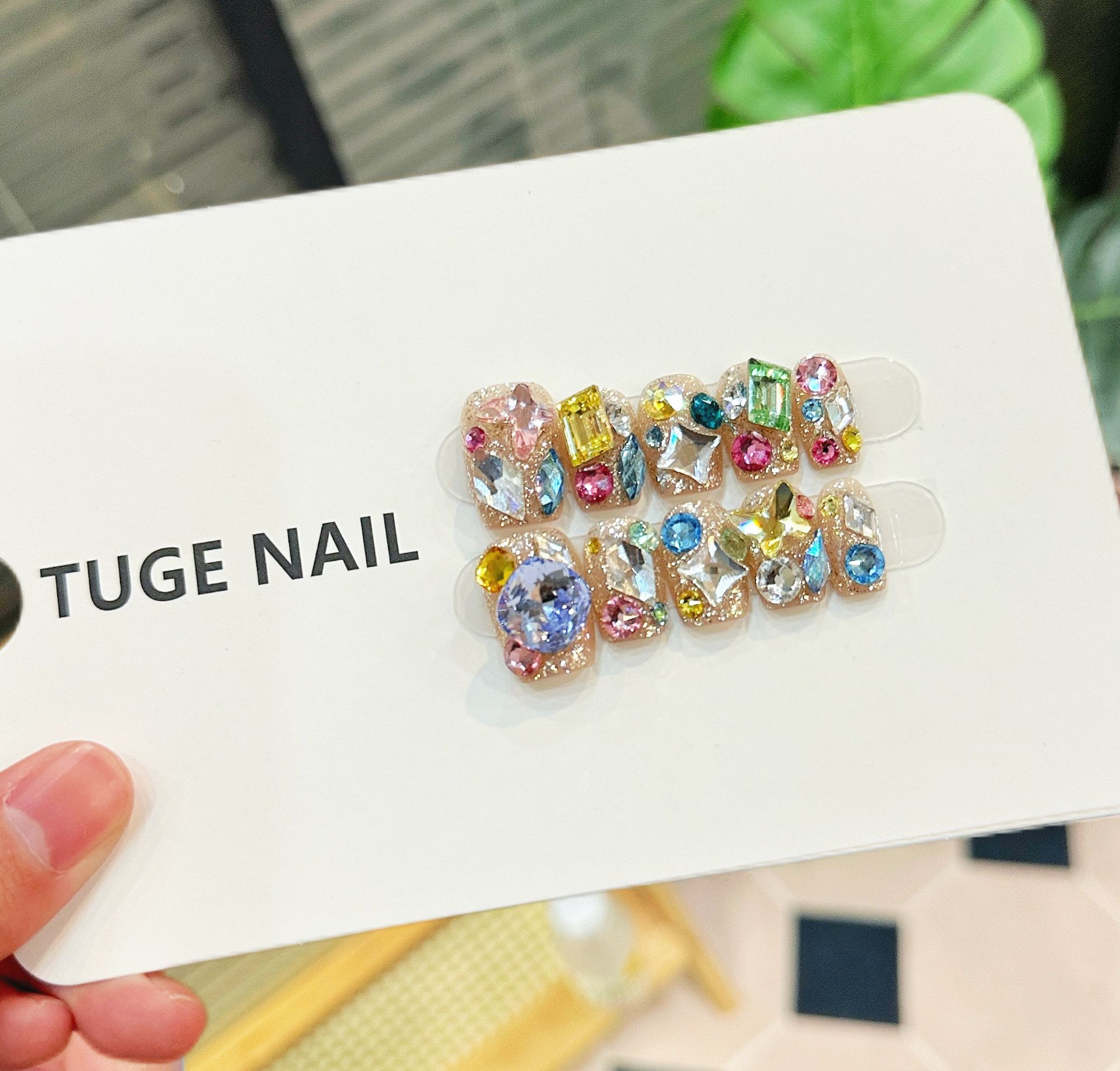 TugeNail“潘多拉”秋冬氛围感全华满钻超闪设计师穿戴甲笑笑专属