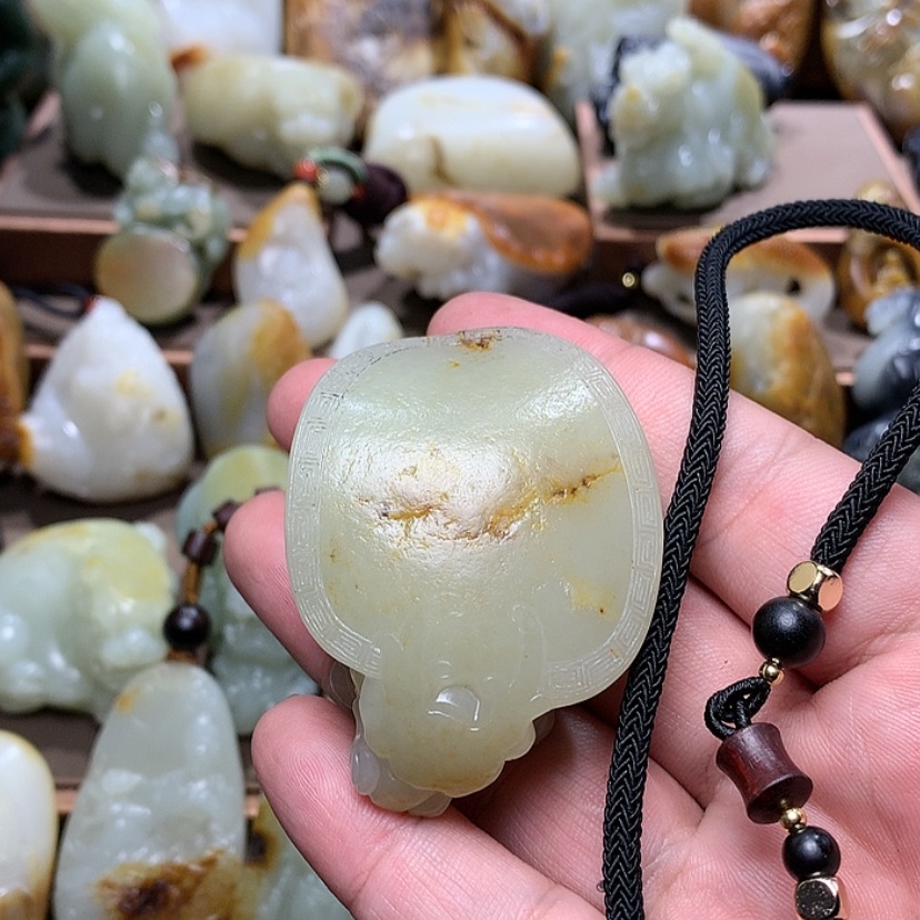 【闪购商品】和田玉挂件未镶嵌木**灿