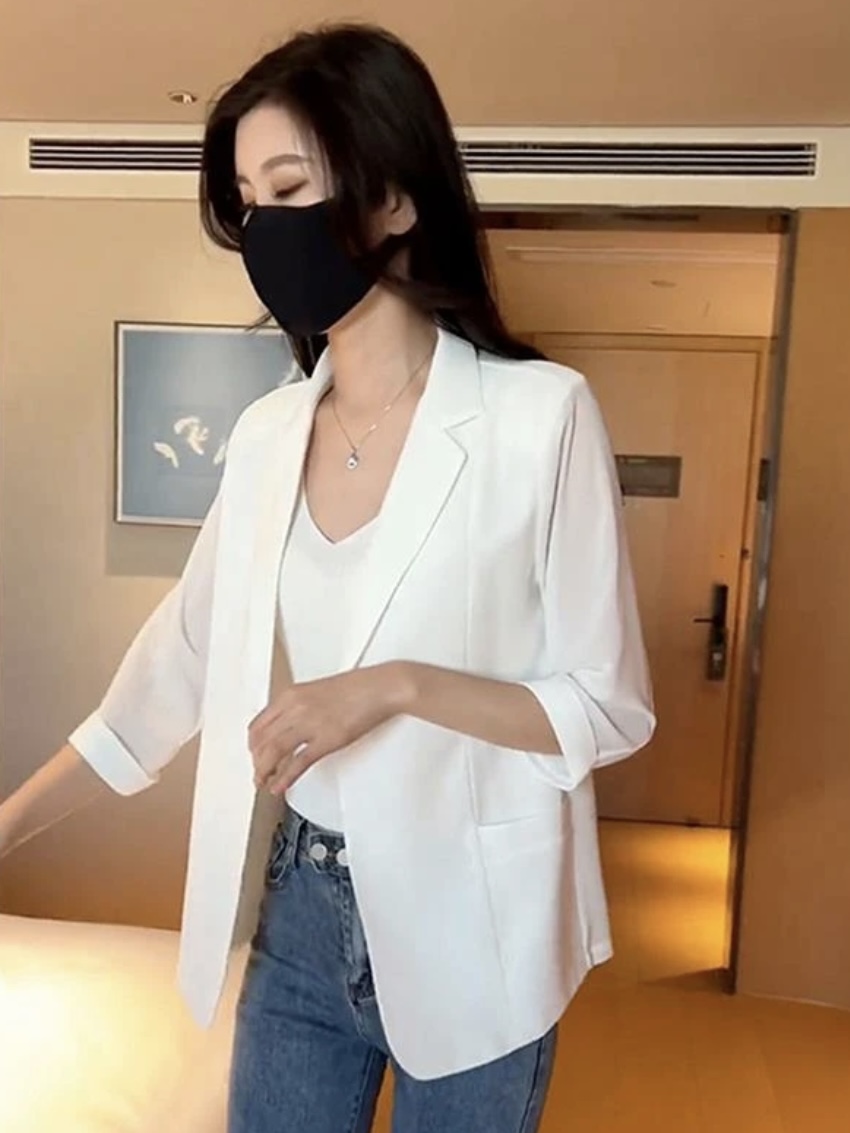 黑色休闲西装外套女薄款新款百搭显瘦收腰纯色职业气质宽松小西装