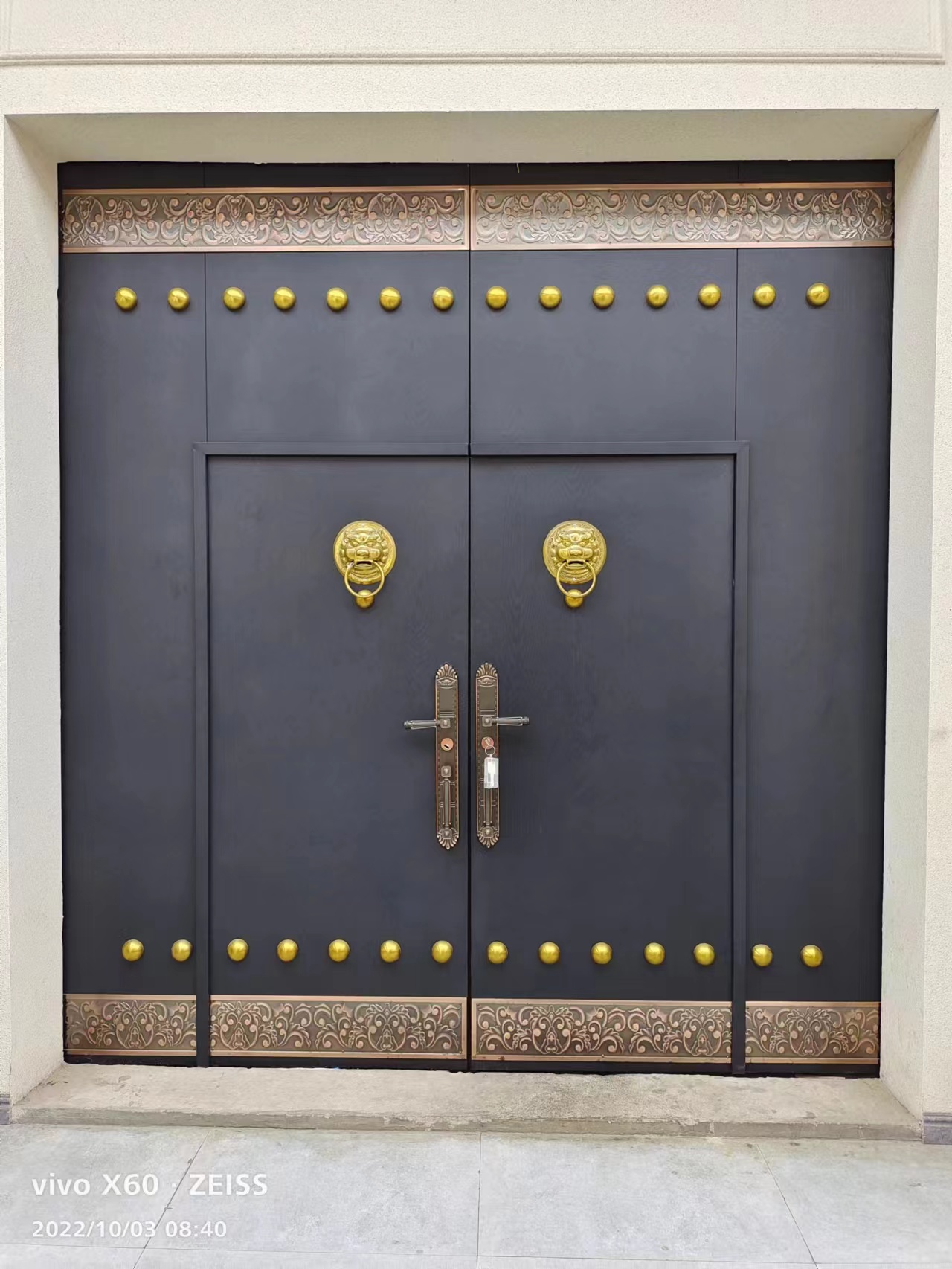 秦晟品牌锌合金大门