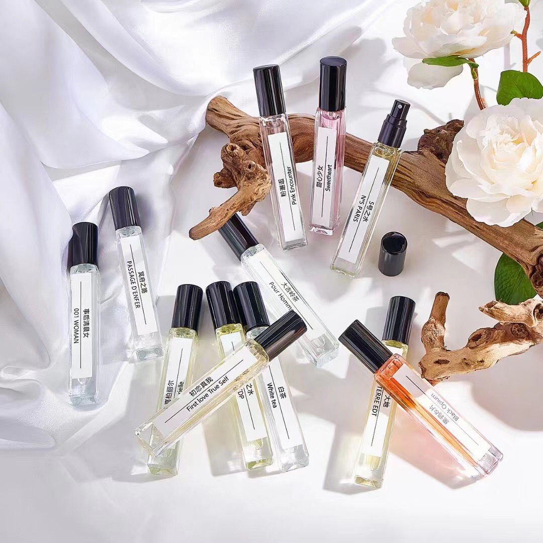 冷水香水男士持久留香气质组合清新好闻便携喷雾经典淡香魅力中性