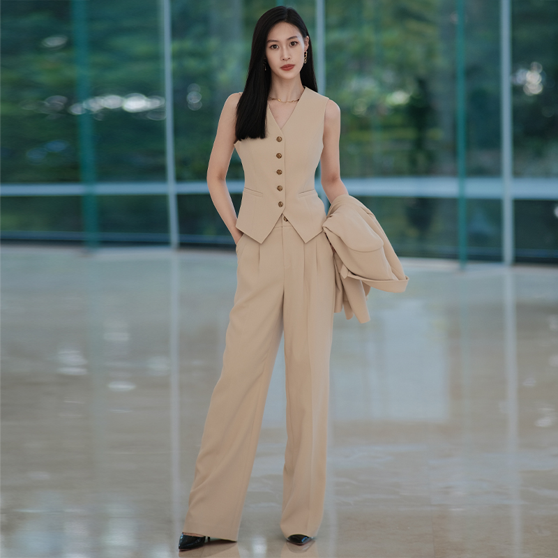 AISION安安定制秋季卡其色设计感气质款通勤百搭时尚职业女裤套装