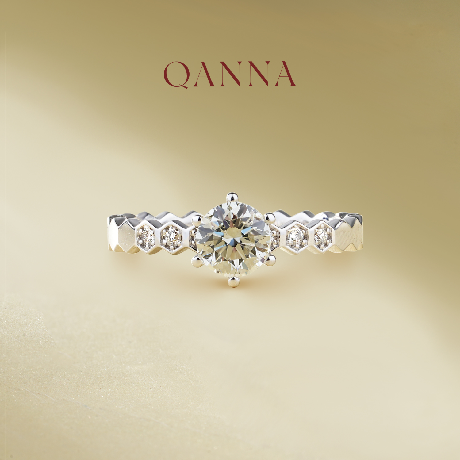 QANNA【70分主钻】【经典蜂巢】18K金轻奢时尚钻戒钻石戒指AY
