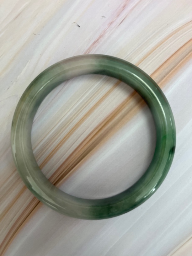 T389 六二缅甸翡翠手镯 