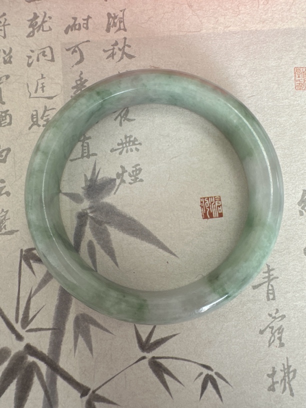 T1110 六二加飘花缅甸翡翠手鐲