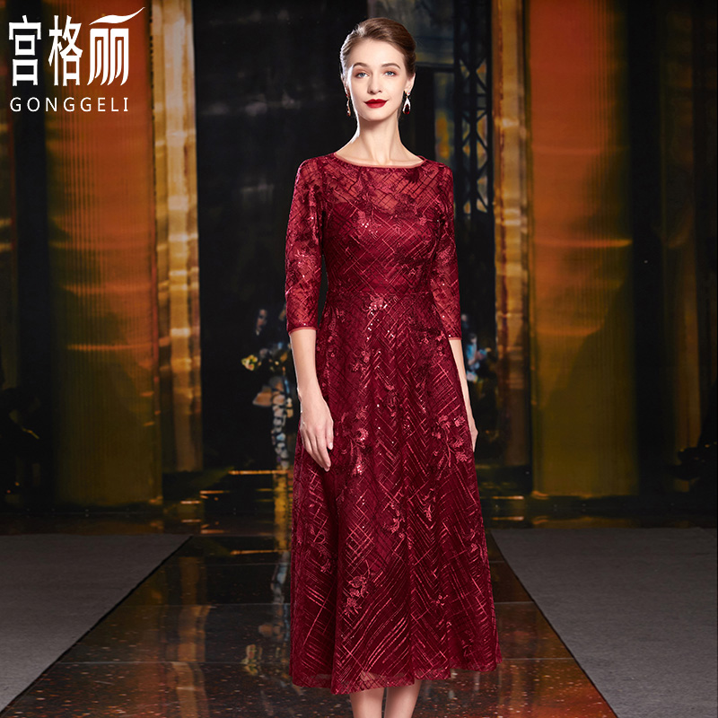喜婆婆丈母娘秋季高端妈妈婚宴礼服高腰红色中长款连衣裙时尚洋气