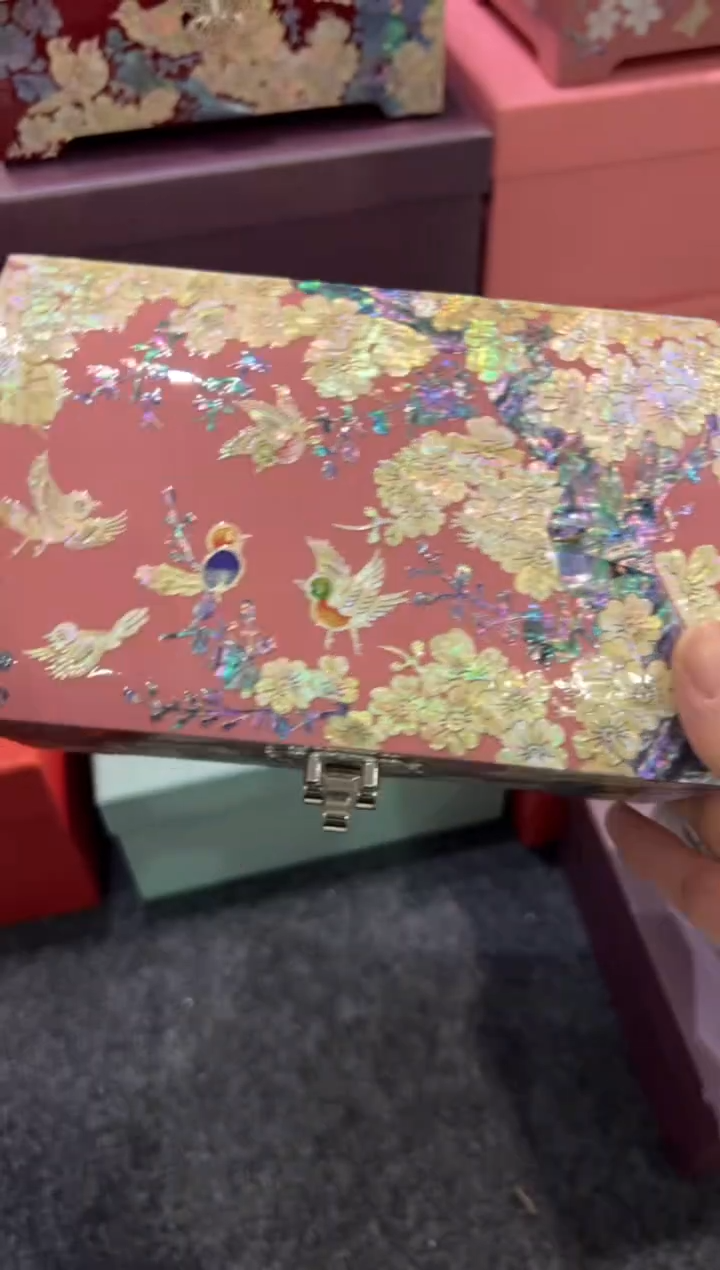 【闪购商品】微瑕满贝底鱼锁款·弘贝雅螺钿漆器