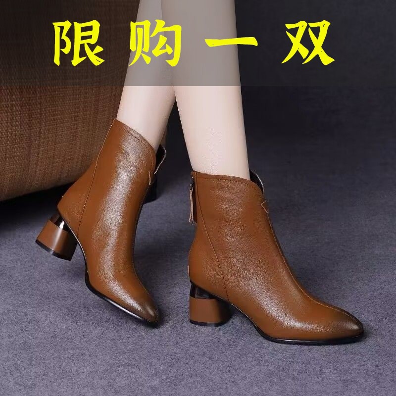百丽纯爱真软皮鞋新款秋冬季尖头高跟女士短靴女粗跟马丁靴秋女