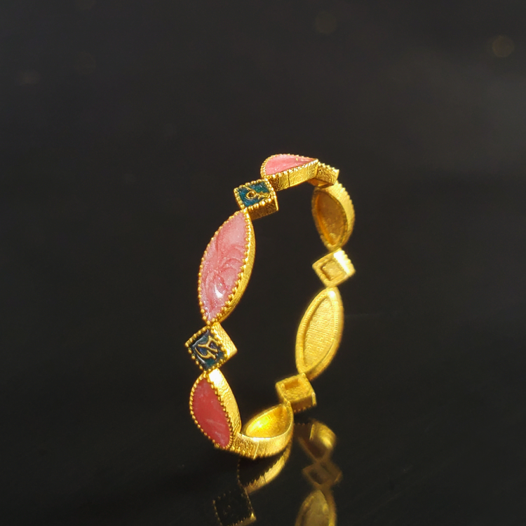 18K金烧蓝六字箴言花环戒指 G4475