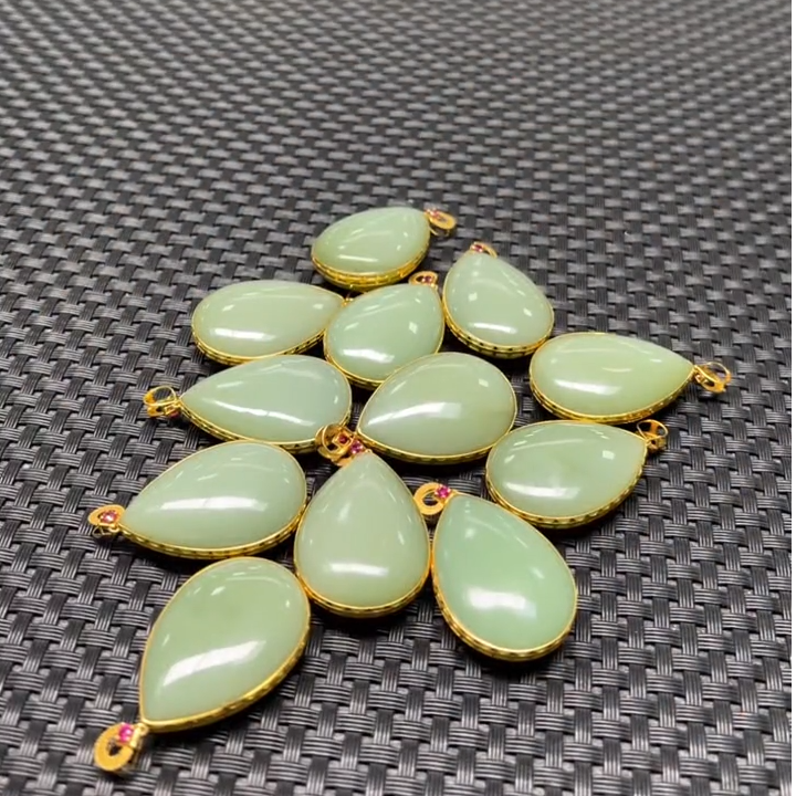 【老郑家】18k金和田玉水滴吊坠 多样性发一件不带链 838