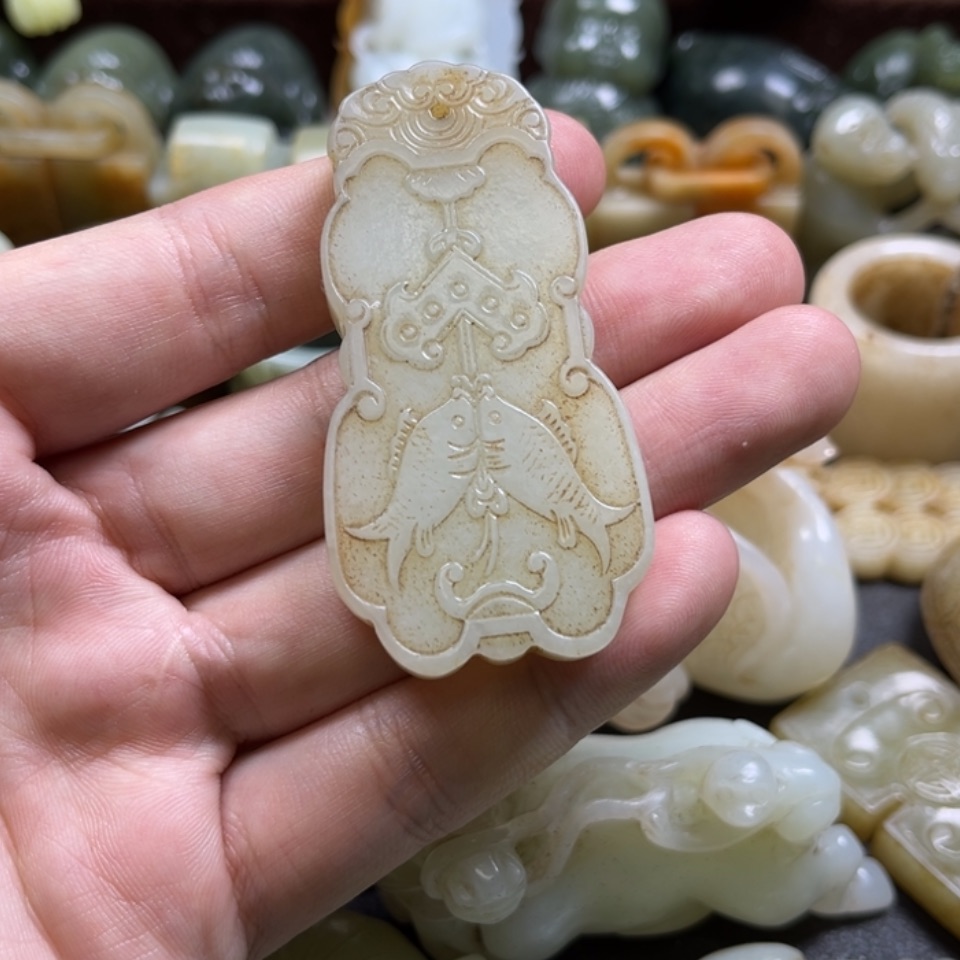 【闪购商品】和田玉颈饰未镶嵌往*方