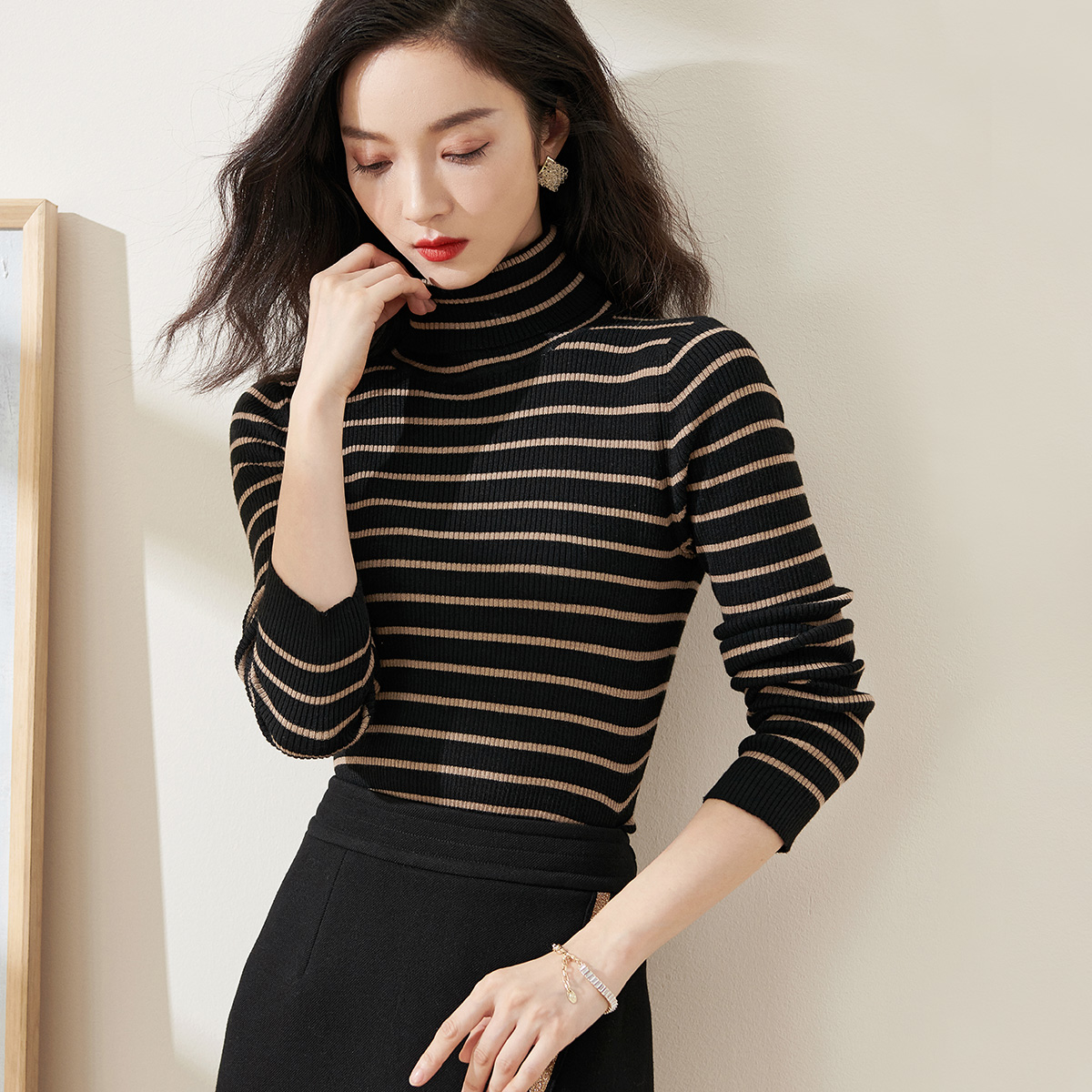 皖儿冬季新款高领针织衫经典条纹修身显瘦百搭打底衫5W21DU2541