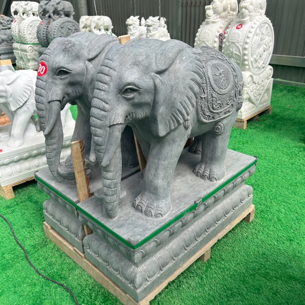 石雕大象一对天然青石石象公司酒店工厂庭院公园门口大象摆件