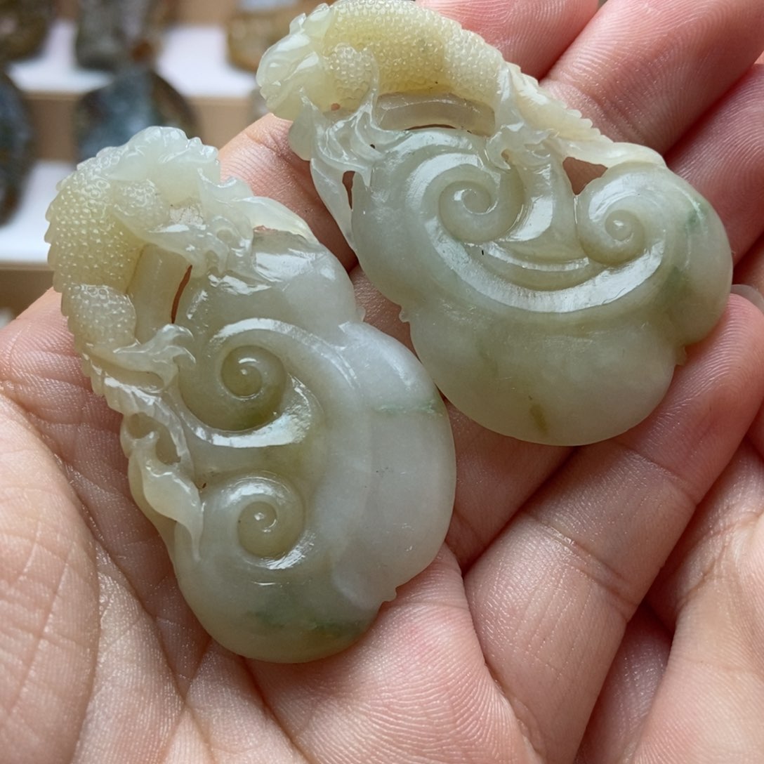 【闪购商品】定制翡翠未镶嵌刘*杰毛货