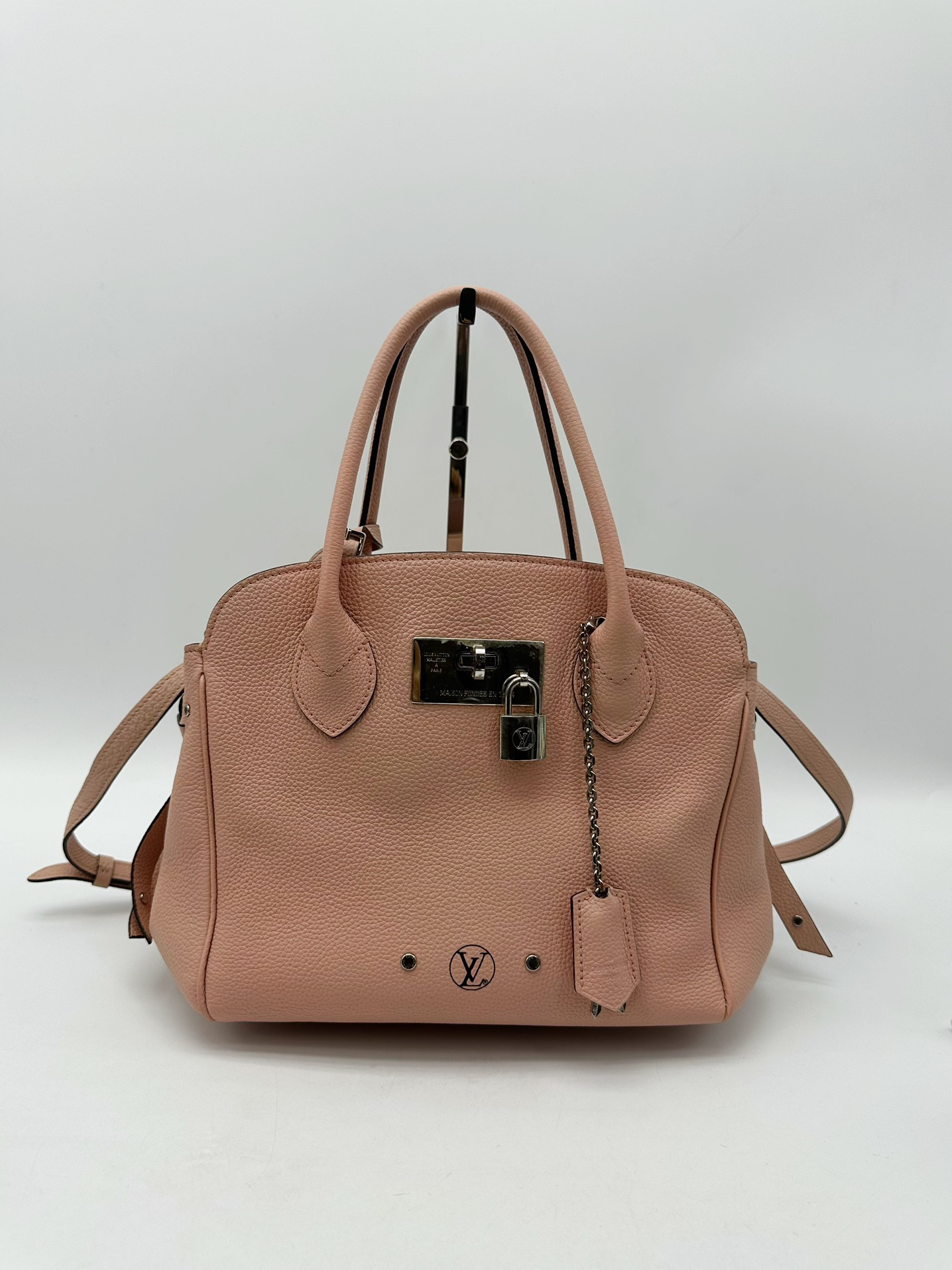 95新 LouisVuitton/路易威登 粉色全皮milla小号手提包29864