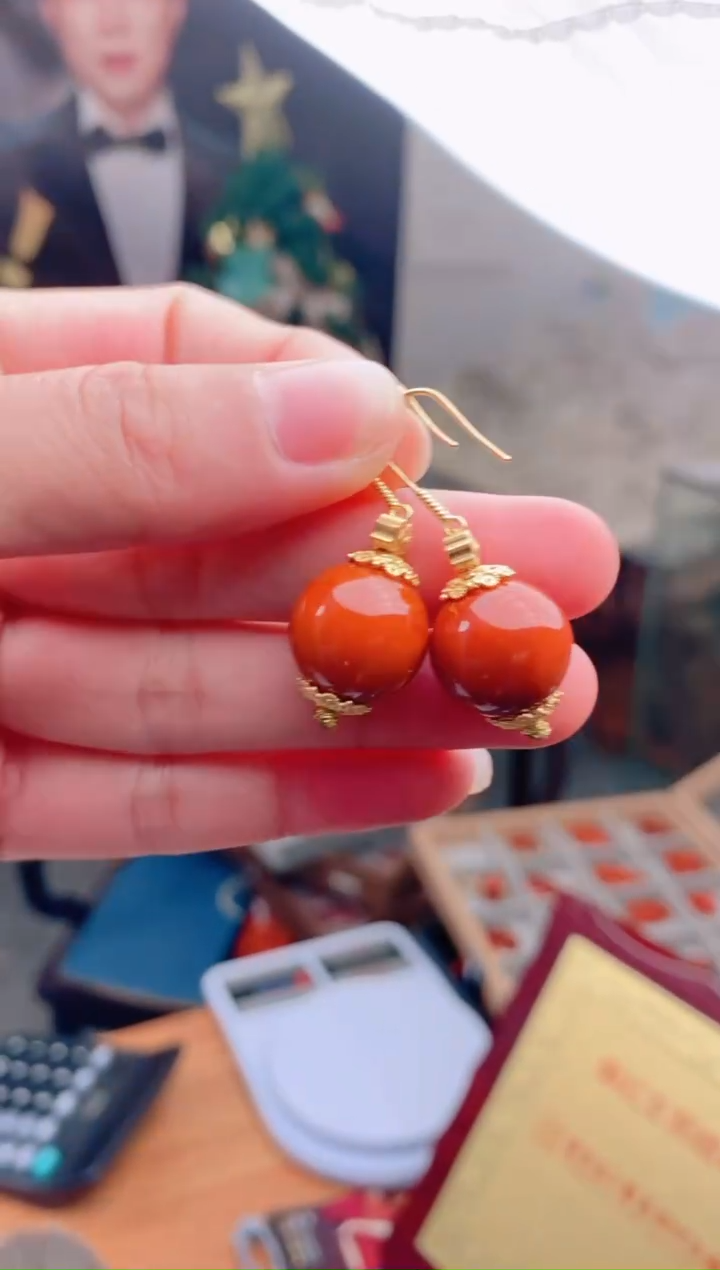 【闪购商品】南红玛瑙耳钩18K金镶嵌圆珠耳钩