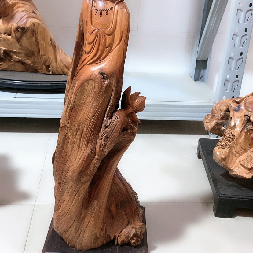 【闪购商品】崖柏根雕太*松