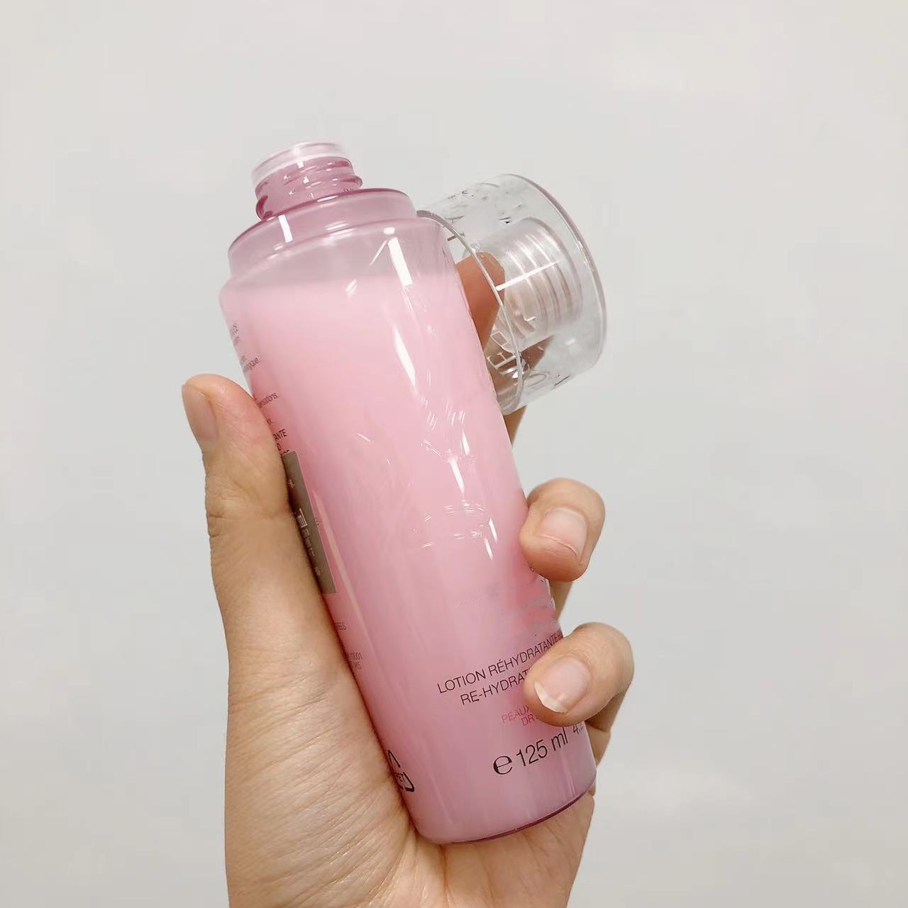 （太经典了叭！）浓缩精华水！粉粉瓶瓶玫瑰保湿持久，百搭