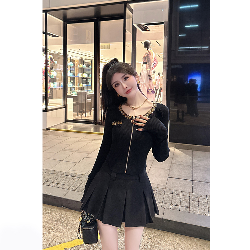 毛妮LADIESFIRST【镶钻亮片】热力感小香风设计感拉链针织衫D8862