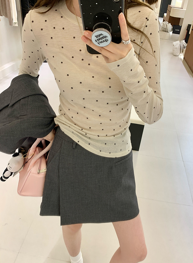 纯欲风长袖T恤女早春春秋新款波点打底衫薄款内搭修身短款上衣