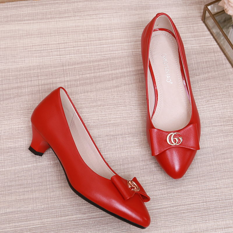 单鞋女真皮软底头层牛皮圆头妈妈女鞋子百搭红色低跟高跟鞋3厘米