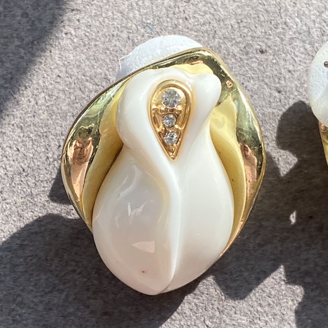 铜合金琉璃耳饰  新款郁金香耳钉气质时尚复古法式百搭百搭法式