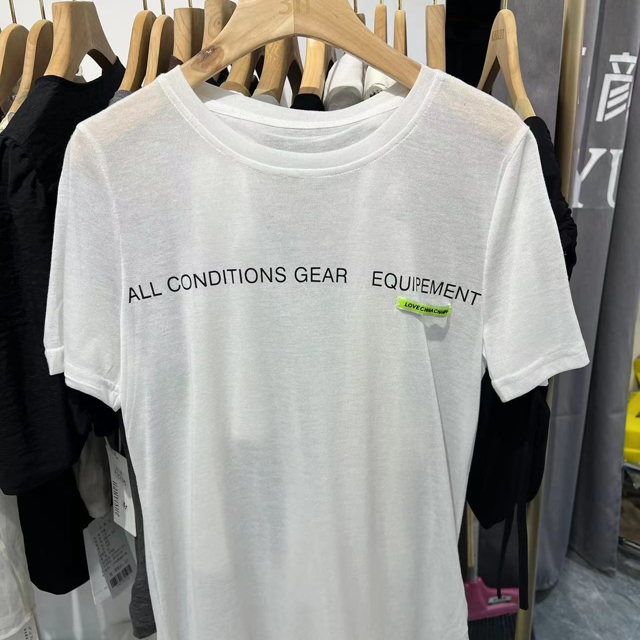 苏九颜家夏季短袖特价女装修身显瘦时尚女款