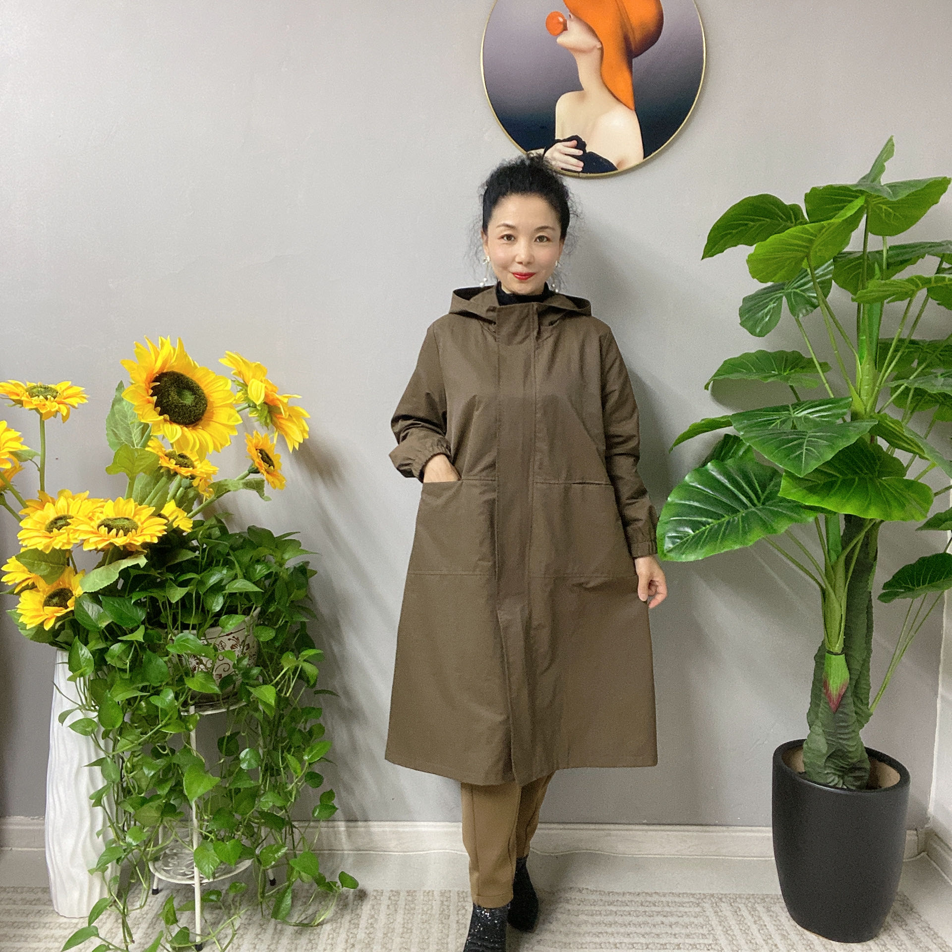 2471款连帽休闲时尚开衩风衣（衣长100左右)