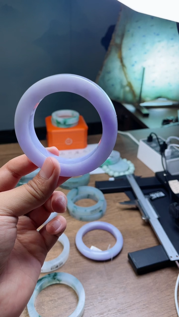 【闪购商品】定制翡翠手镯未镶嵌定制