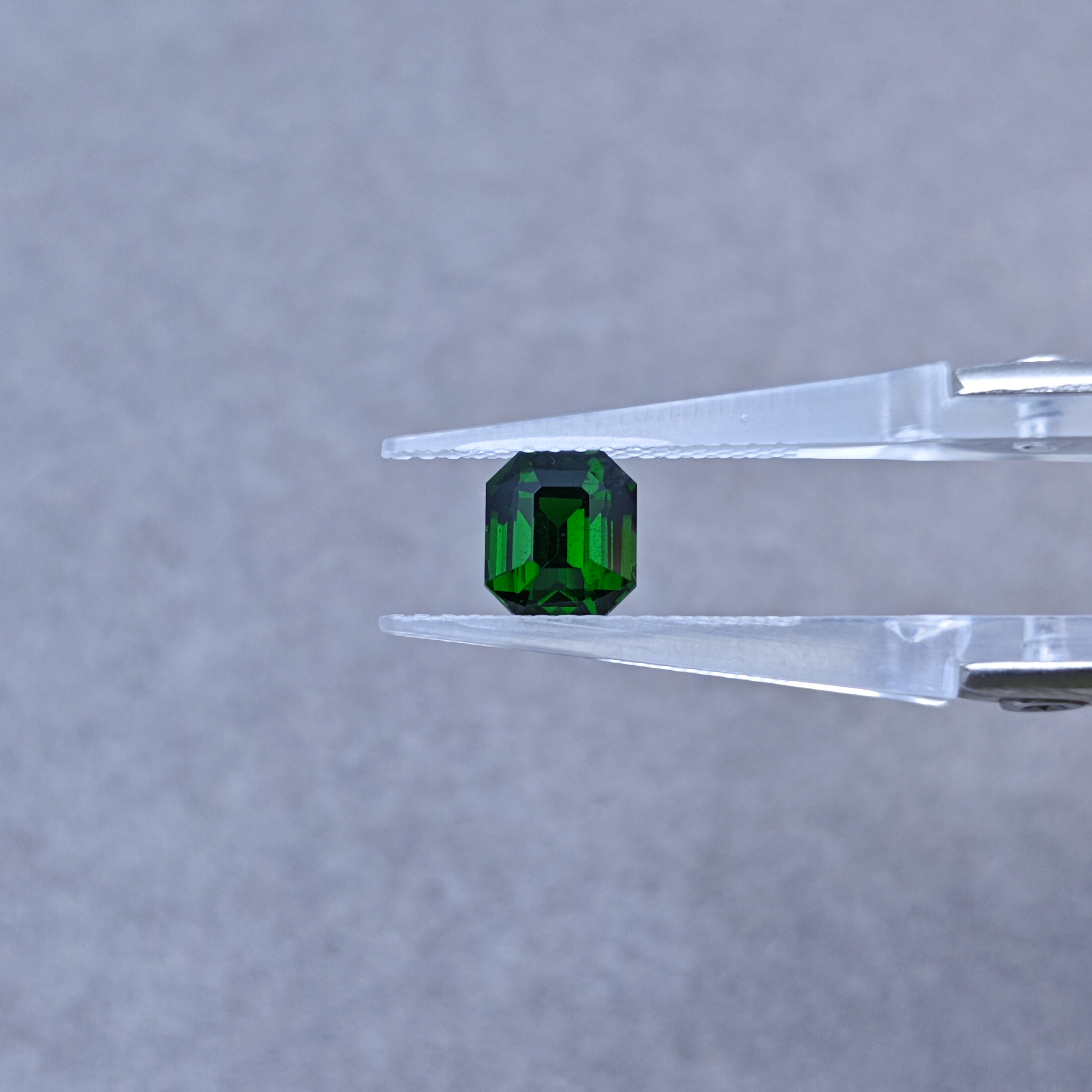 TVSFvv 沙弗莱石-2.26ct（00975200）1207